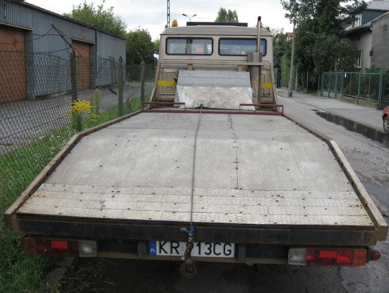 Flat bed
